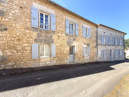 château à rafraichir à charras