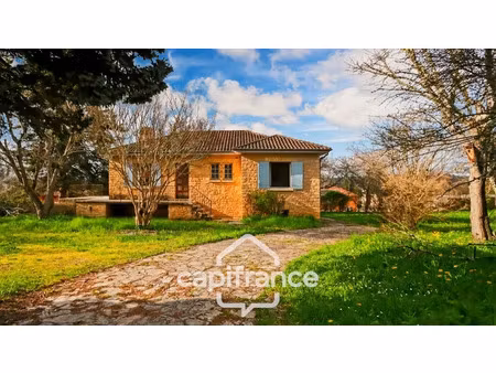 vente maison 4 pièces 91 m² à siorac-en-périgord (24170)  165 000 €