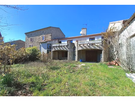 maison de village - 07410 arlebosc