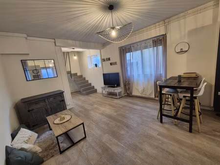 maison de rue t3 de 62m2 - auch centre