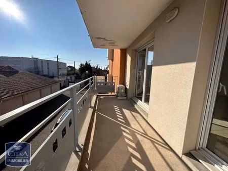 appartement à louer 2 pièces 47 m² - nîmes (30) - 591€