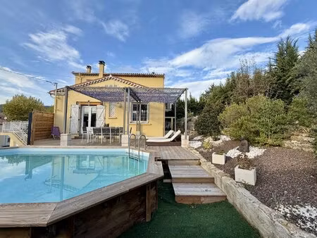 maison de caractère avec piscine  proche centre ville