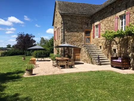 maison de 5 chambres magnifiquement restaurée avec piscine  grange et terrain