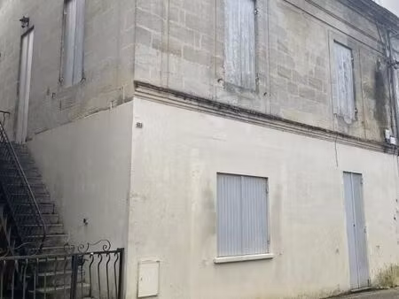 immeuble 9 pièces 195 m²