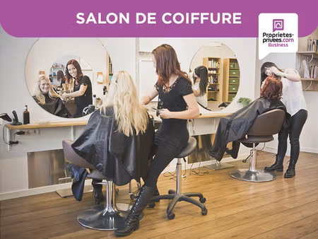 fonds de commerce - salon de coiffure de 67 m² avec 7 mètres de vitrine