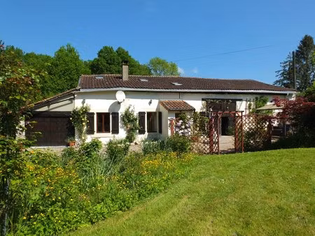 charmante retraite de campagne avec espace  style et soleil