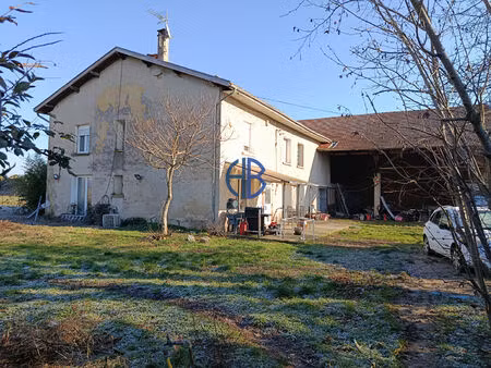 g rande maison avec fort potentiel