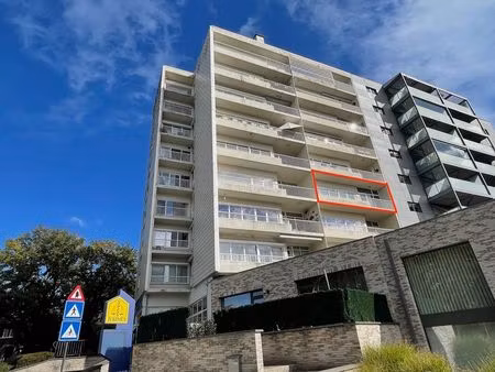 genk-centrum  jan habexlaan 17 bus 11: energiezuinig appartement met 2 slaapkamers  2 terr