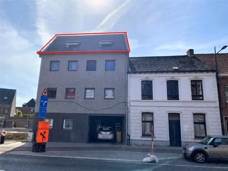 dakstudio met parking centrum geel!