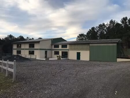 domaine de chasse sur 65 hectares