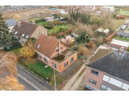 renovatieproject op 756m² vlakbij centrum