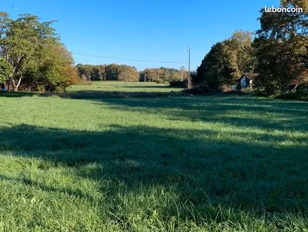 terrain 1 500 m² langon