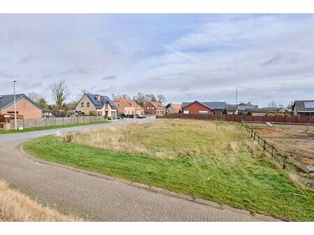 bouwgrond voor open bebouwing op een perceel van 5a40ca