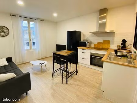 intra-muros : 2 appartements avec revenu locatif