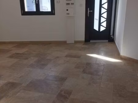 appartement t 3 de 70m2 + parking