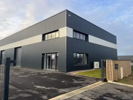 local d'activite a vendre