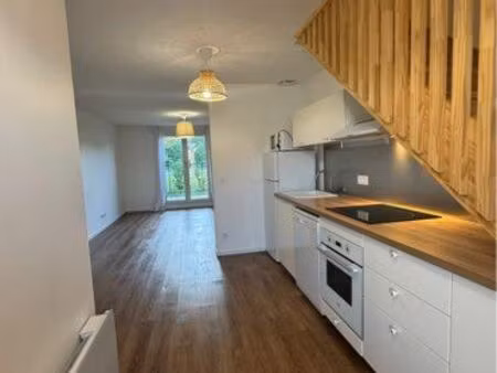 charmante petite maison mitoyenne