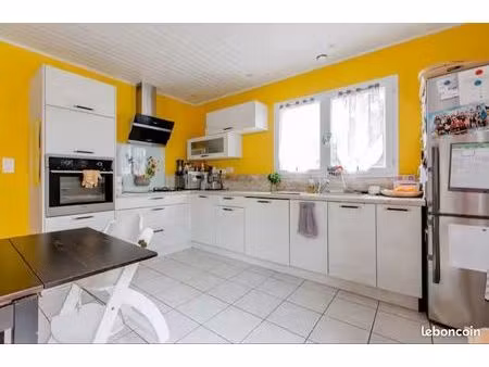 maison individuelle 109 m² + sous-sol aménageable – terrain 1 900m2