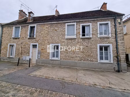 immeuble t8 moret-loing-et-orvanne à vendre