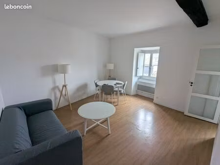 hypercentre bordeaux - location meublée