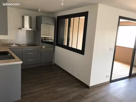 appartement t3 a l'année