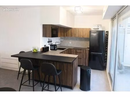 location t2 meublé - 47m2 - arlac