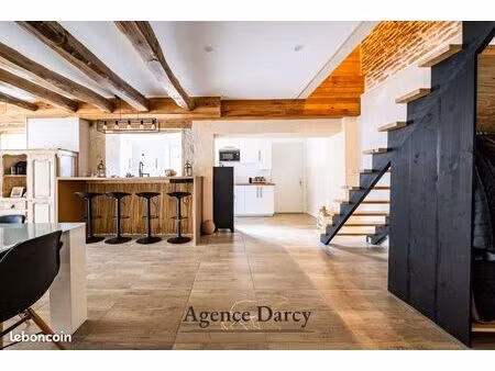 maison 6 pièces 210 m²