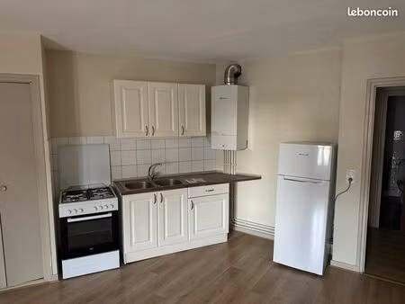 à louer appartement f1 centre