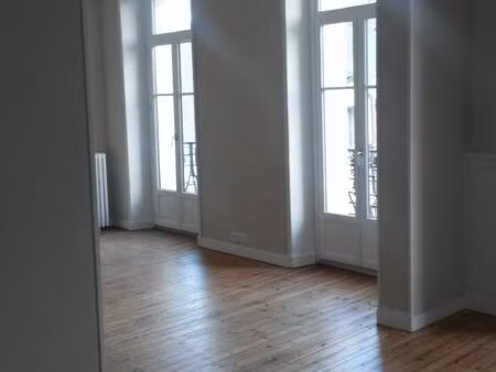 à louer appartement ancenis centre