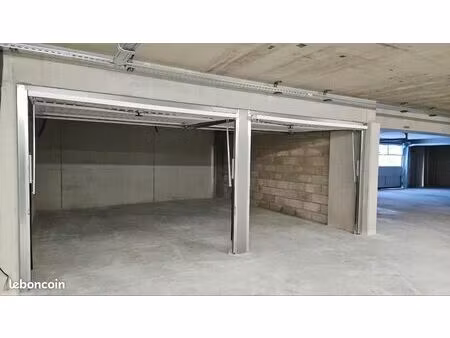 boxe de stockage 26m2 - garage - garde-meuble