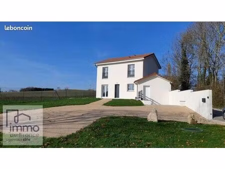 maison 4 pièces 98 m²