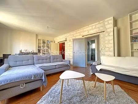 maison de village de 130 m² à lunel-viel