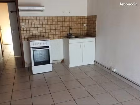 appartement à louer centre ville cerizay 79140
