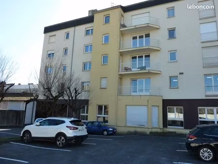 appartement f2 52m2 + balcon + parking privé + cave