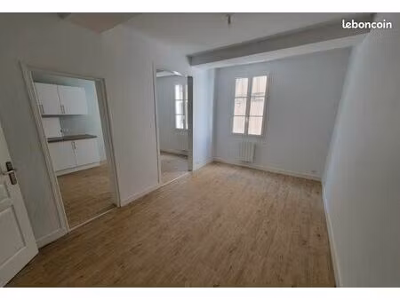 magnifique t3 non meublé à louer