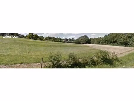 terrain 524 m² camarsac