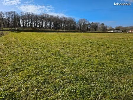 terrain 1 402 m² lalinde