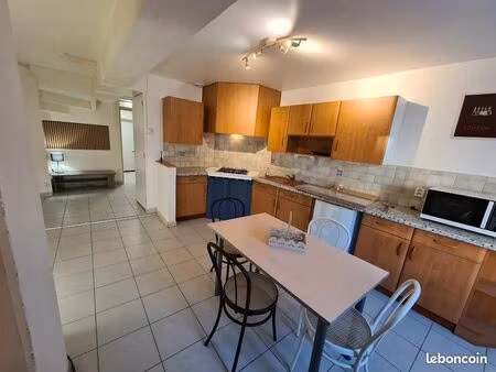 appartement meublé 45m2 pezens en rdc