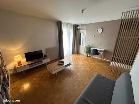 appartement meublé 32m2 rénové et tout équipé  balcon