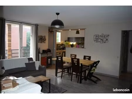 appartement - 3 pièces - 65m²