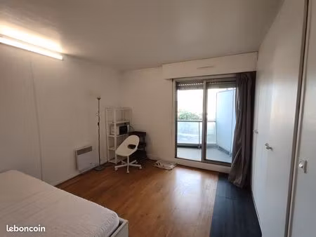 studio de18 m2 + 4m2 de balcon