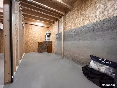 a louer box de stockage - 10m²