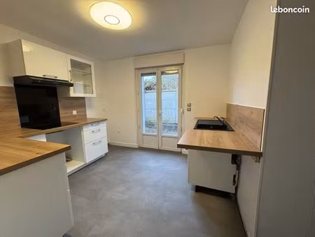 maison 59 m² corbie