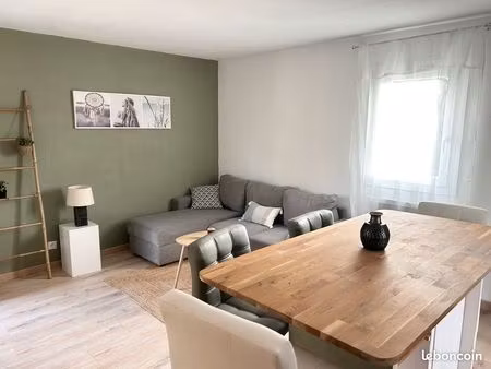 t3 meublé 52 m² – terrasse sud – tout inclus – roquefort-la-bédoule