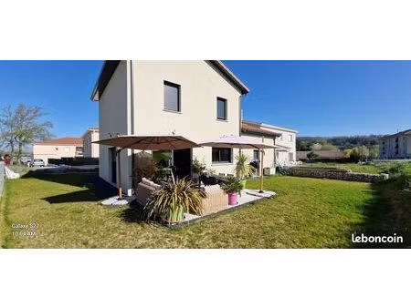 maison 115m² – climatisée – rt 2020 – 3 chambres – proche centre village eyzin-pinet