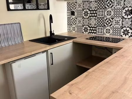 studio rez de jardin centre uzès