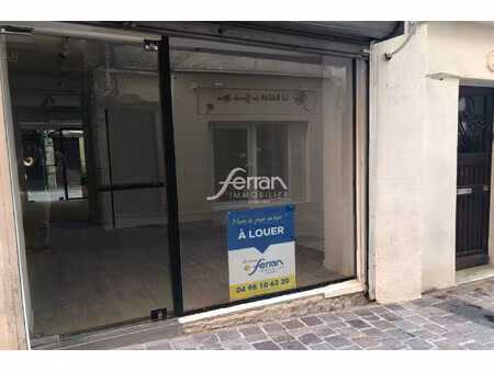 location local commercial 14m² draguignan 83300