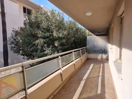 location appartement 3 pièces 54m²