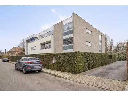 appartement te koop in sint-michiels met 1 slaapkamer