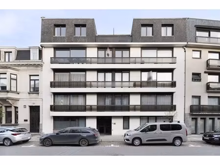 appartement te koop in kortrijk met 2 slaapkamers